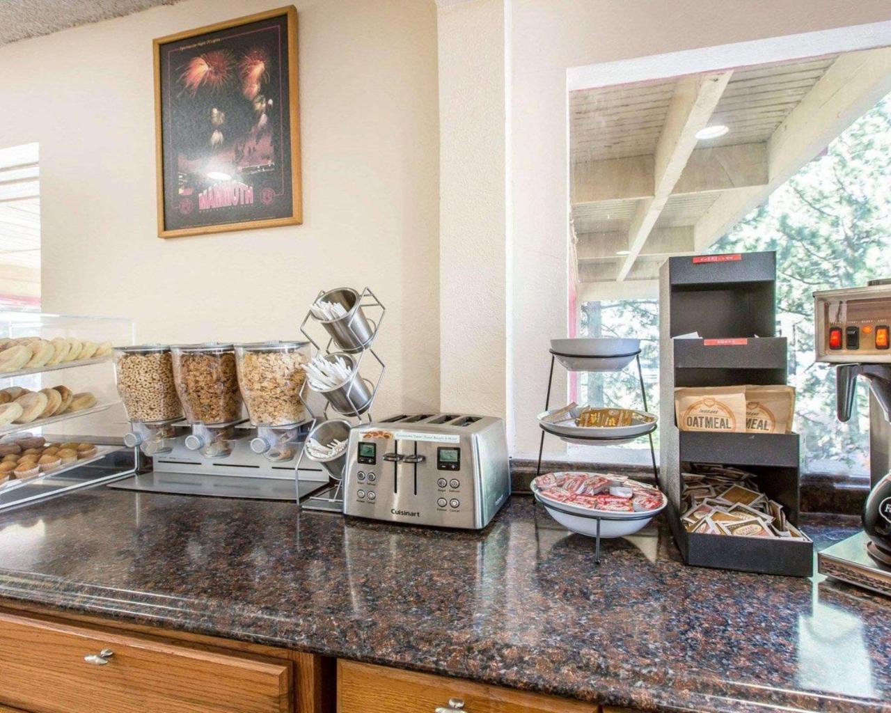 Rodeway Inn Wildwood Mammoth Lakes Extérieur photo