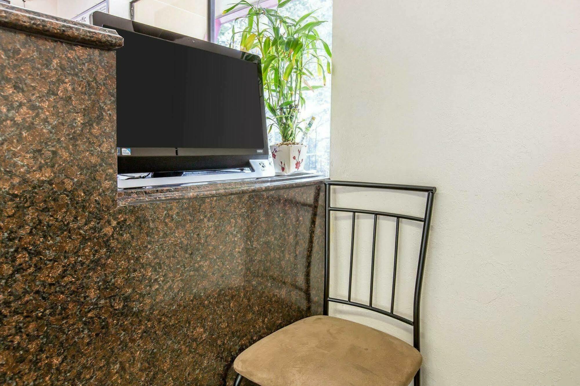 Rodeway Inn Wildwood Mammoth Lakes Extérieur photo